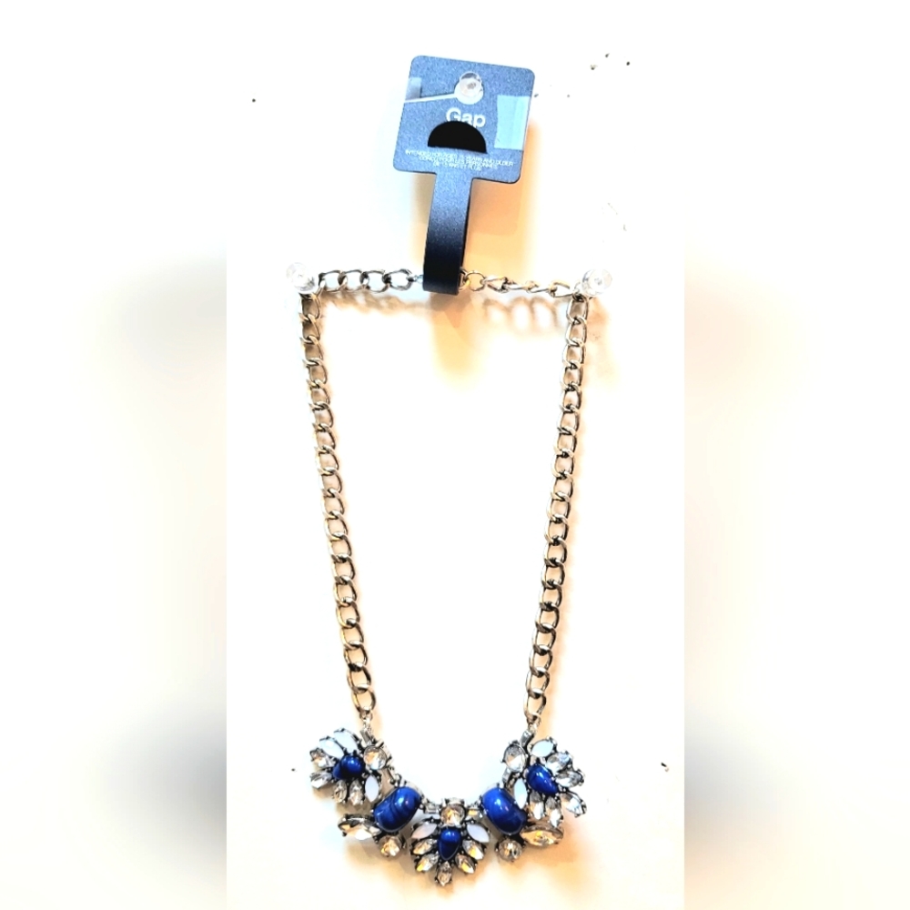 Gap Necklace